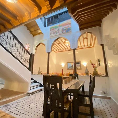 Un Riad Pour Se Divertir En Famille & Se Detendre Маракеш Екстериор снимка